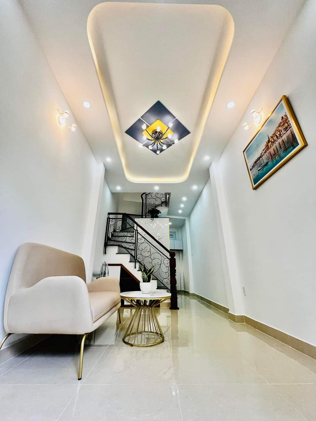 Nhà mới 4Tầng 28m2 38/Nguyễn Thiện Thuật Full Nội thất ba gác tránh thông chào 3.9 tỷ TL