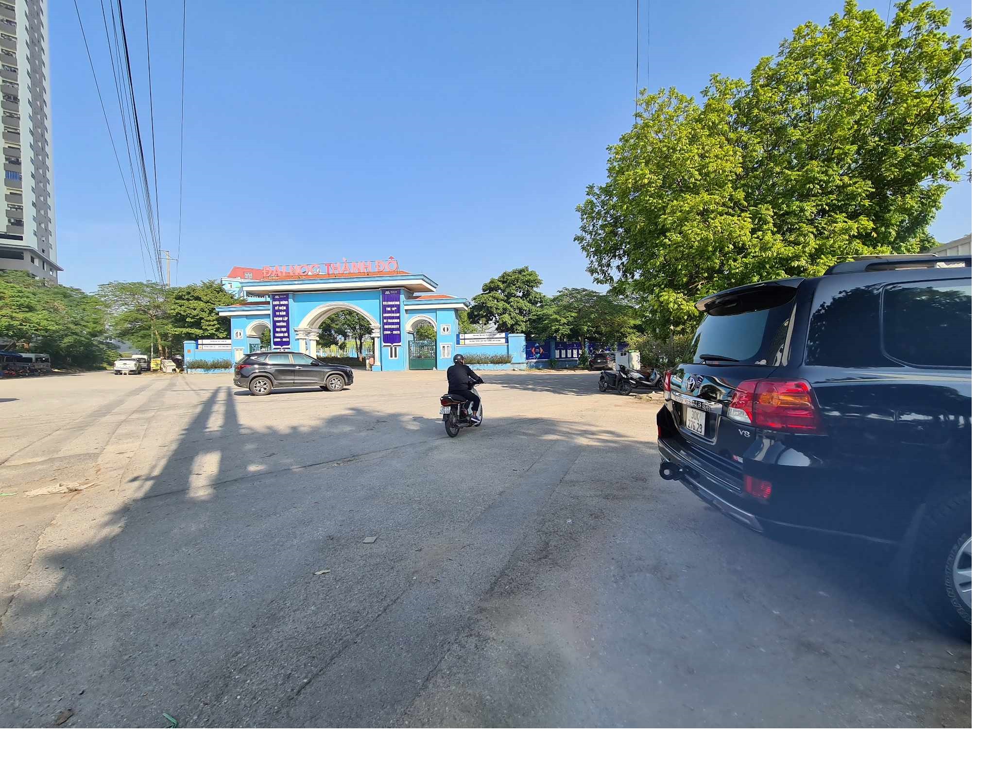 Bán lô đất khu phân lô Lai Xá, gần đường 32 cổng Đại Học Thành Đô 70m chỉ 6 tỷ.