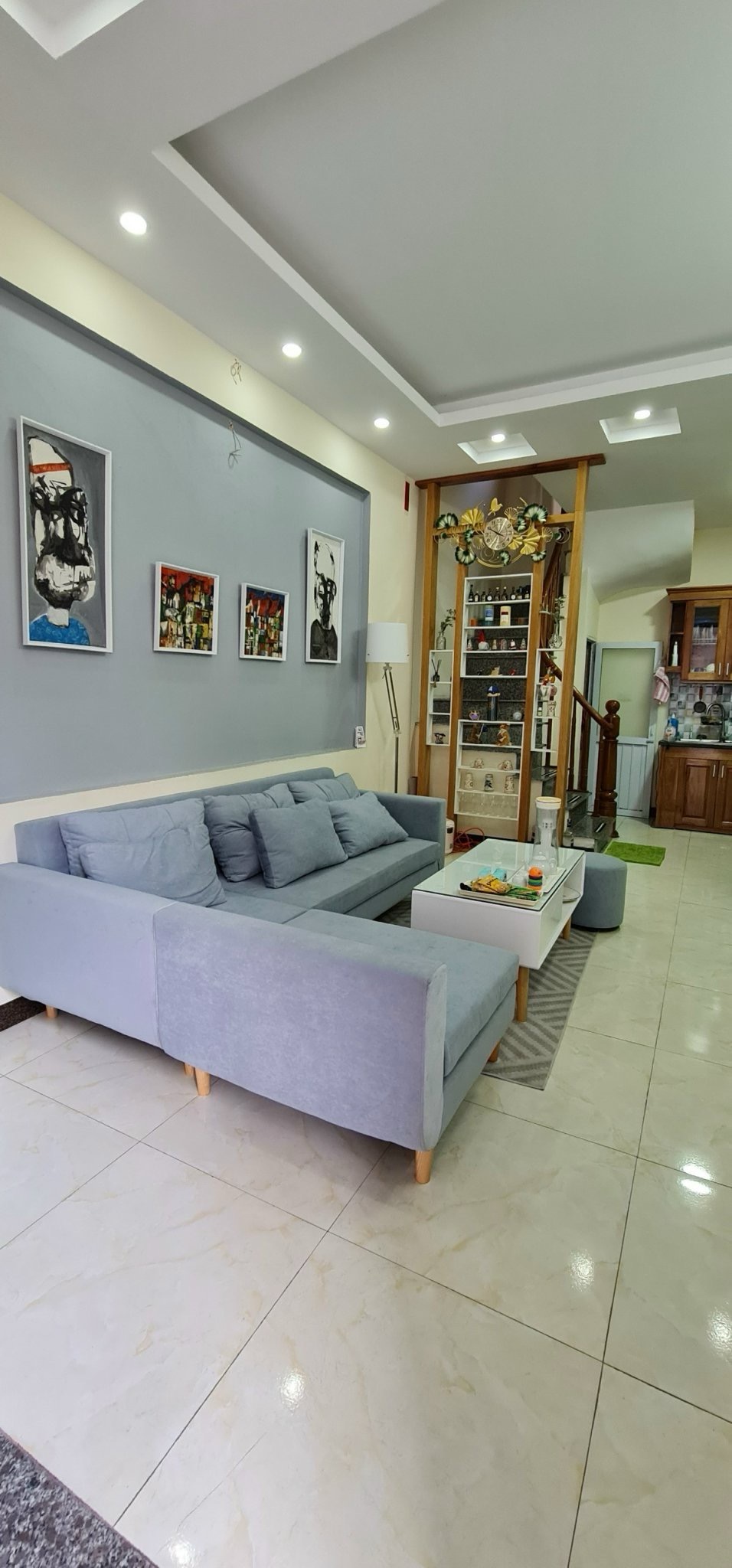 Bán nhà Ngọc Thuỵ gần hậu cần, 4T, Lô góc, mới ở luôn giá chỉ 2,x tỷ TL. LH: 0936123469