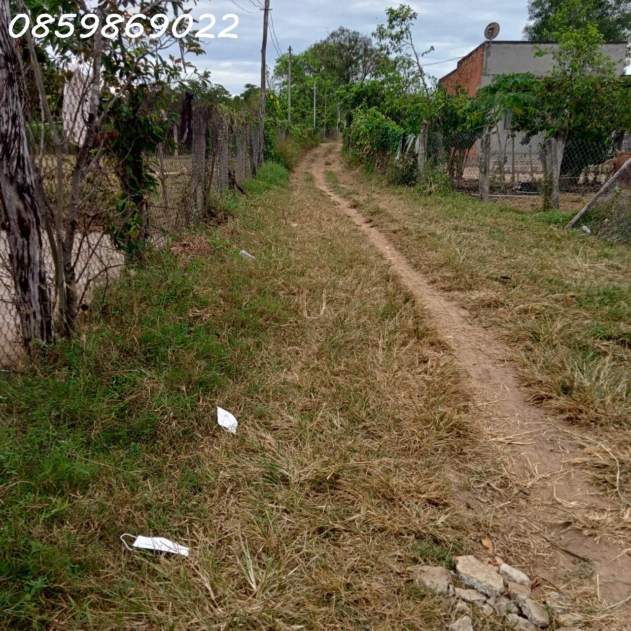 CHÍNH CHỦ CẦN Bán Nhanh Lô đất Vị Trí Đẹp Tại Hồng Liêm