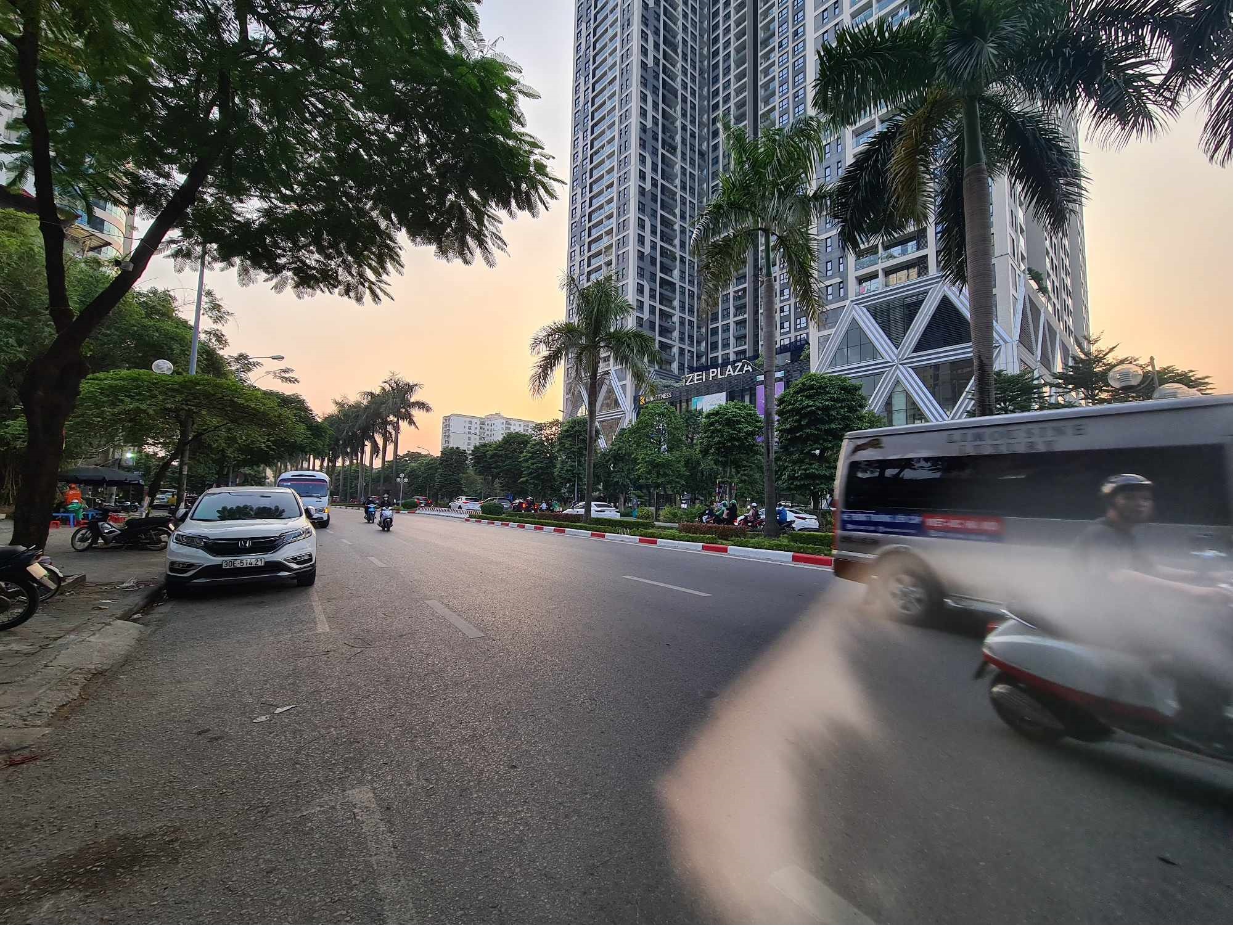Bán đất phân lô giáp quốc lộ 32 Lai Xá Trạm Trôi Hoài Đức 160m chỉ 10.8