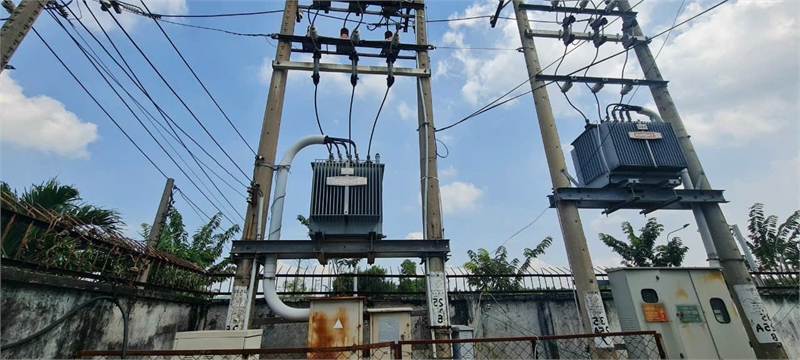 nhà xưởng sản xuất KCN Thạnh Phú. thu hút đầu tư sản xuất. giao thông thuận lợi. Dân cư đông