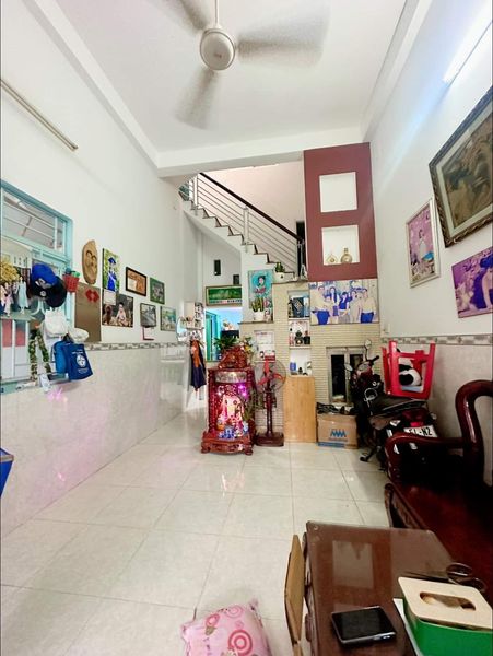 NGỘP BANK - BÁN GẤP 108m2 - 4,7mx23m - 3 tầng - hxh - hơn 5 t.ỷ - Lê Đình Cẩn - Bình Tân