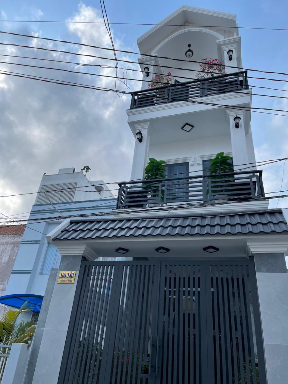 CHÍNH CHỦ CẦN BÁN GẤP CĂN NHÀ 1 Trệt 2 Lầu Tại Hẻm 113 Đường Trần Văn Khéo Vào 60m