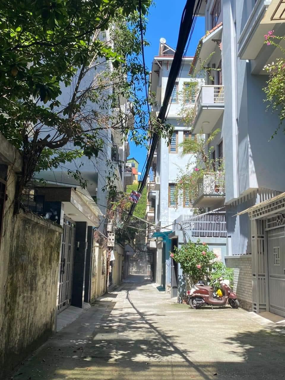 TÂY SƠN - ĐẸP ĐẲNG CẤP - NGÕ RỘNG, NÔNG, CÁCH Ô TÔ 10M - 3.93 TỶ