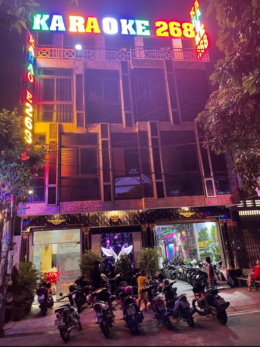 Cần bán gấp quán Karaoke 268, khu dân cư Việt Sing, P. Đông Hòa, TP. Dĩ An, Bình Dương