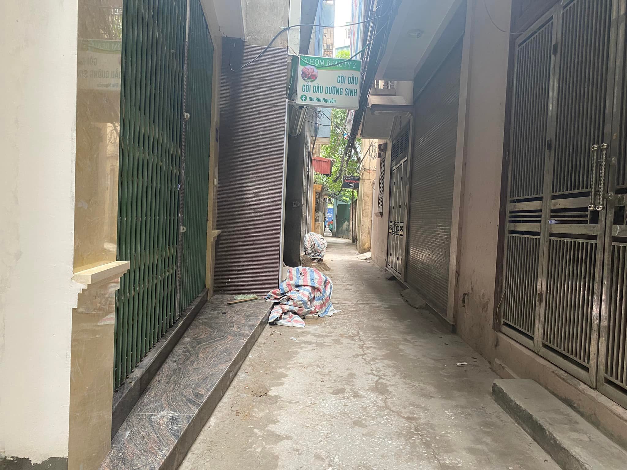 Nhà mới phố Trung Kính, Cầu Giấy. Ngõ thông, kinh doanh. 40m, 5 tầng, 4.8 tỷ