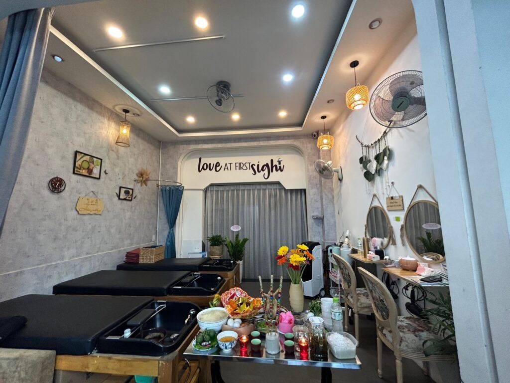 CẦN TÀI CHÍNH XOAY VIỆC GIA ĐÌNH – SANG SPA GỘI ĐẦU DƯỠNG SINH, CHĂM SÓC DA ĐANG HOẠT ĐỘNG TỐT