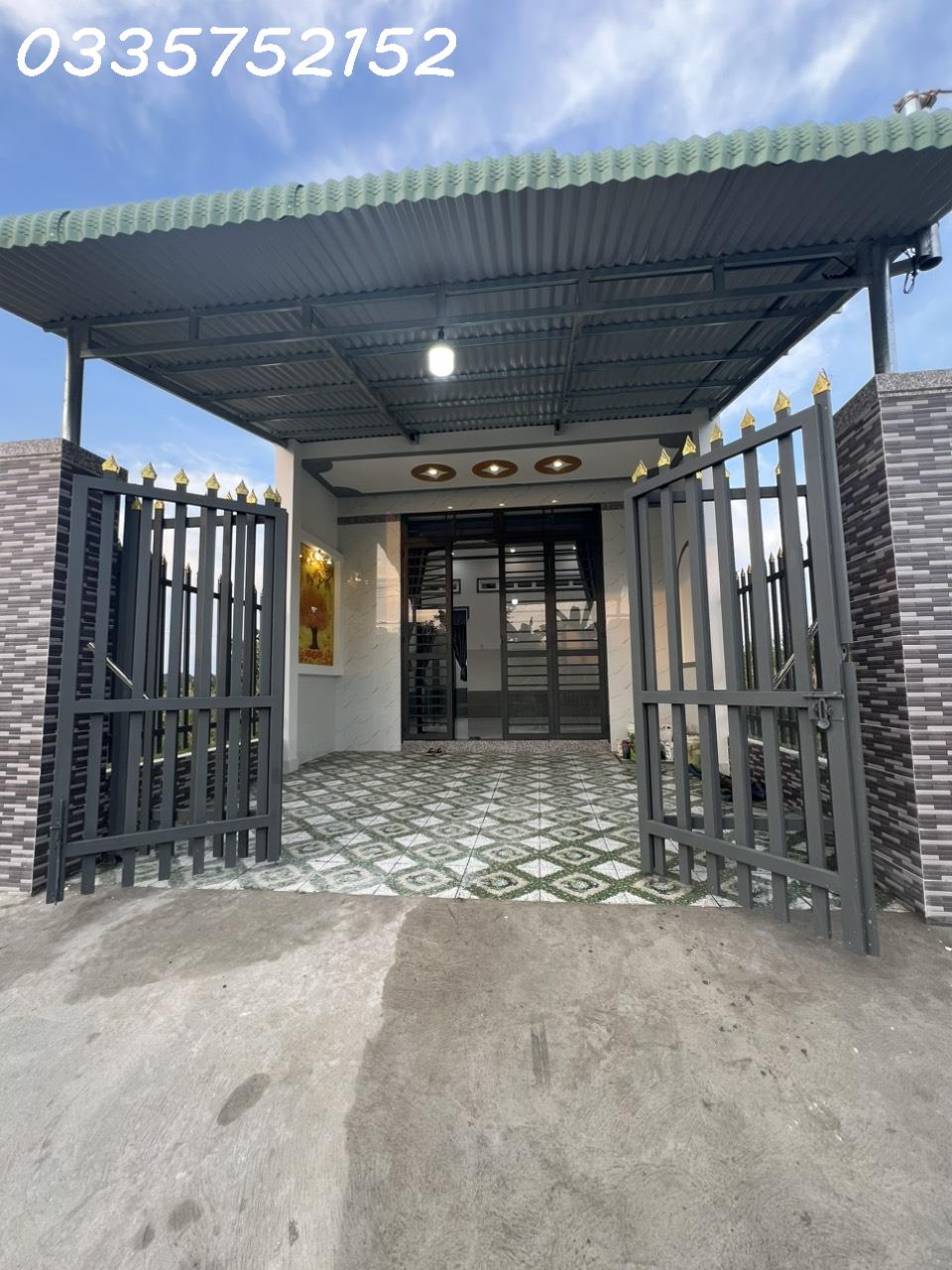 CHÍNH CHỦ BÁN GẤP CĂN NHÀ Vị Trí Đẹp Tại Hoà Thành, Tây Ninh