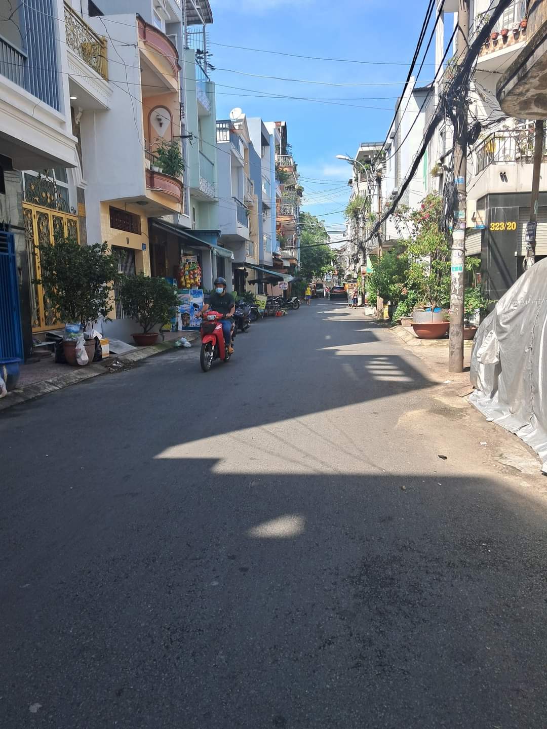 Bán NHà Hẻm 13 KD Trần Văn Hoàng 36m2 - 2 tầng