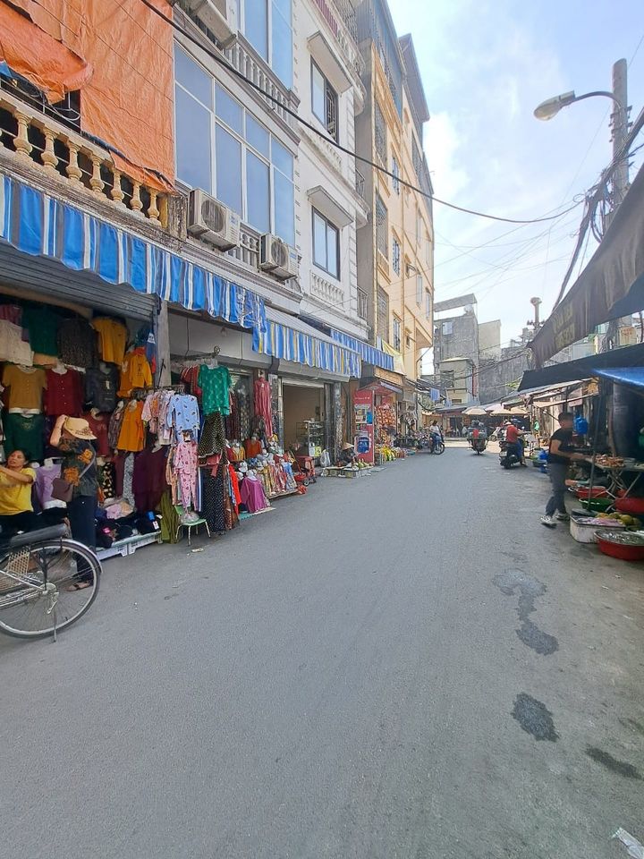 Bán nhà phố Văn Chương, Đống Đa, ô tô tránh, tiện kinh doanh, 4 tầng 48m2 giá 10.2 tỷ