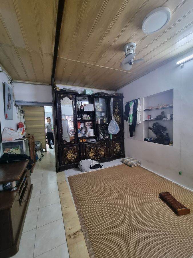 110m2
