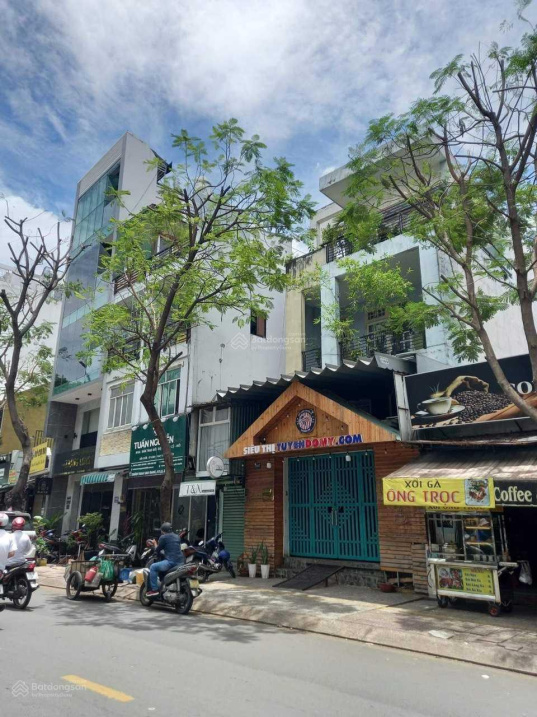 Bán gấp tòa nhà 1 hầm+7 tầng Trương Công Định, P. 14, Quận Tân Bình, DT: 6x25m,6tầng, giá chỉ 27 tỷ TL