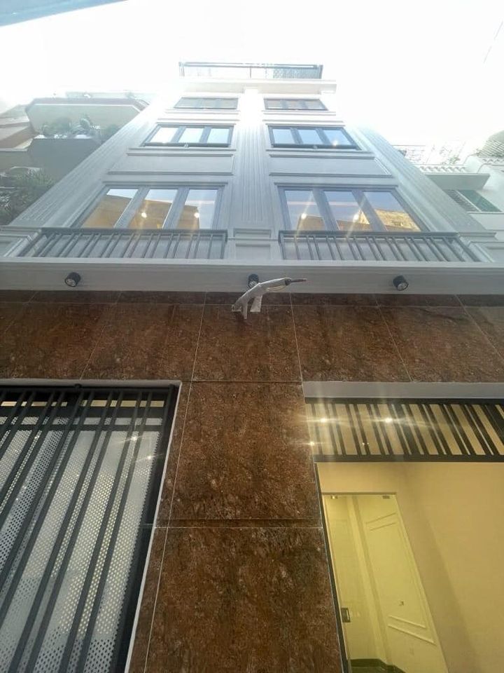 BÁN NHÀ ÂU CƠ, 50M2 - 5 TẦNG - MT 5M, XÂY MỚI PHONG CÁCH HIỆN ĐẠI, THANG MÁY, NGAY MẶT PHỐ LỚN, Ô TÔ ĐỖ SÁT NHÀ, Ở NGAY ĐÓN TẾT