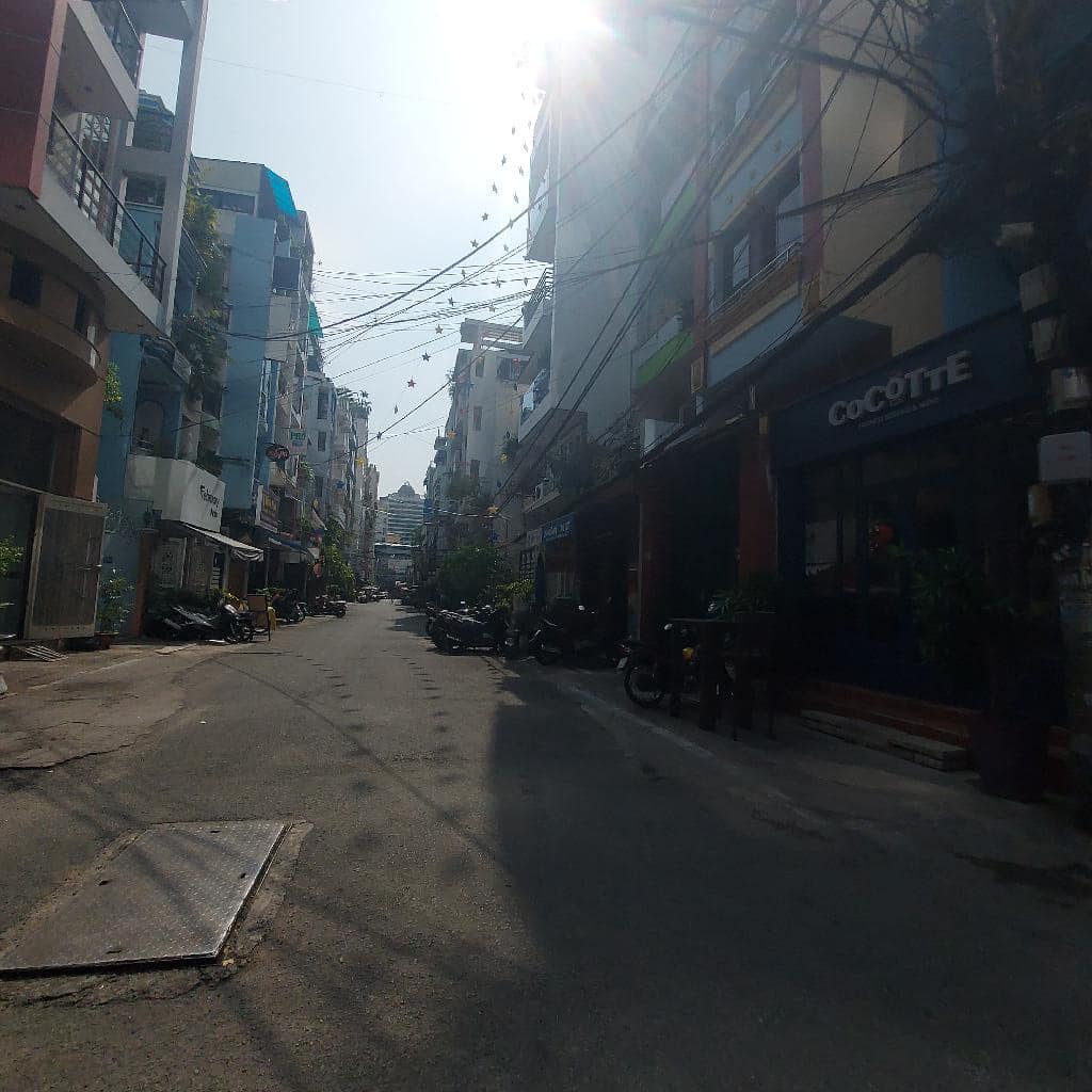 GẤP BÁN NHÀ NGỢP BANK, HẺM 18A NGUYỄN THỊ MINH KHAI. P. ĐA KAO Q1