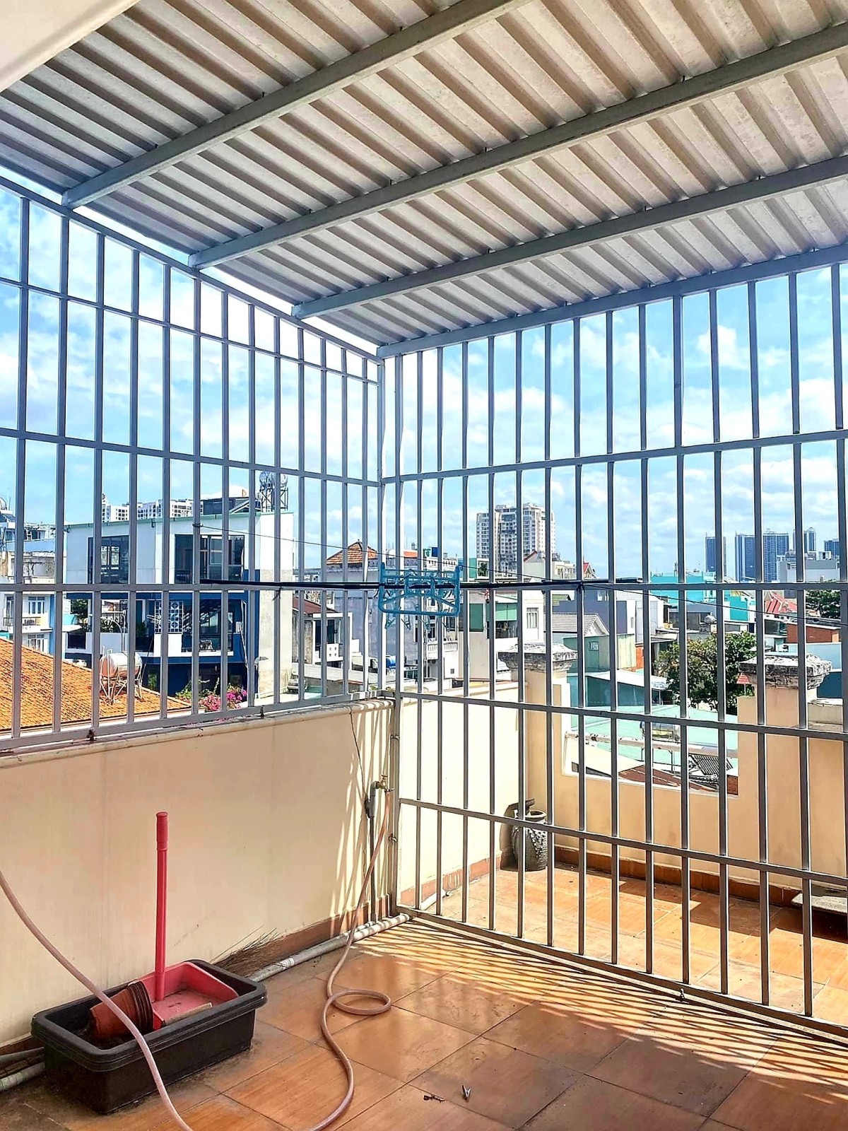 Q7 KHU TRUNG TÂM ĐI CÁC QUẬN 1,4, 5,10 CŨNG CHỈ VÀI PHÚT , VỪ Ở VỪA KINH DONH CÓ DÒNG TIỀN HÀNG THÁNG, 40M2 NGANG 4X10