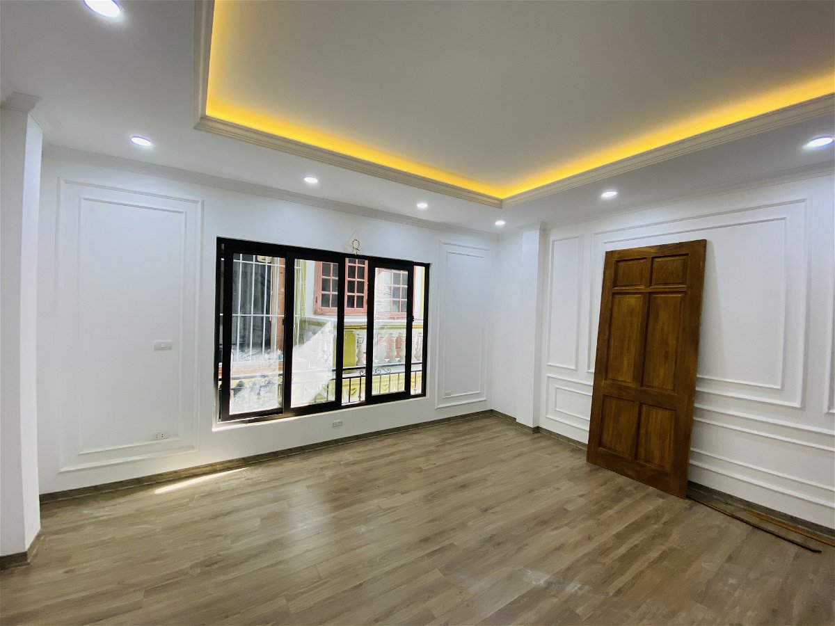 Bán Nhà Kim Giang, Hoàng Mai, 7 Tầng, Thang Máy, DT; 36M2, MT; 5,2M, Giá 6,68 Tỷ.