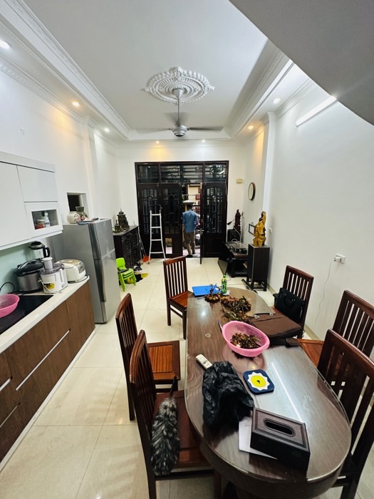 Bán nhà phố Pháo Đài Láng – Ngõ rộng – Thoáng trước sau – Nhà đẹp – 33m2 – 5 tầng – 5.3 tỉ