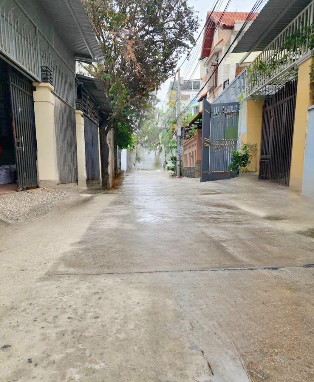 BÁN NHÀ 4 TẦNG KINH DOANH HẺM Ô TÔ LÊ HỒNG PHONG PHƯỚC LONG -NHA TRANG Vị trí: đường 6m đường thông cách đường LHP