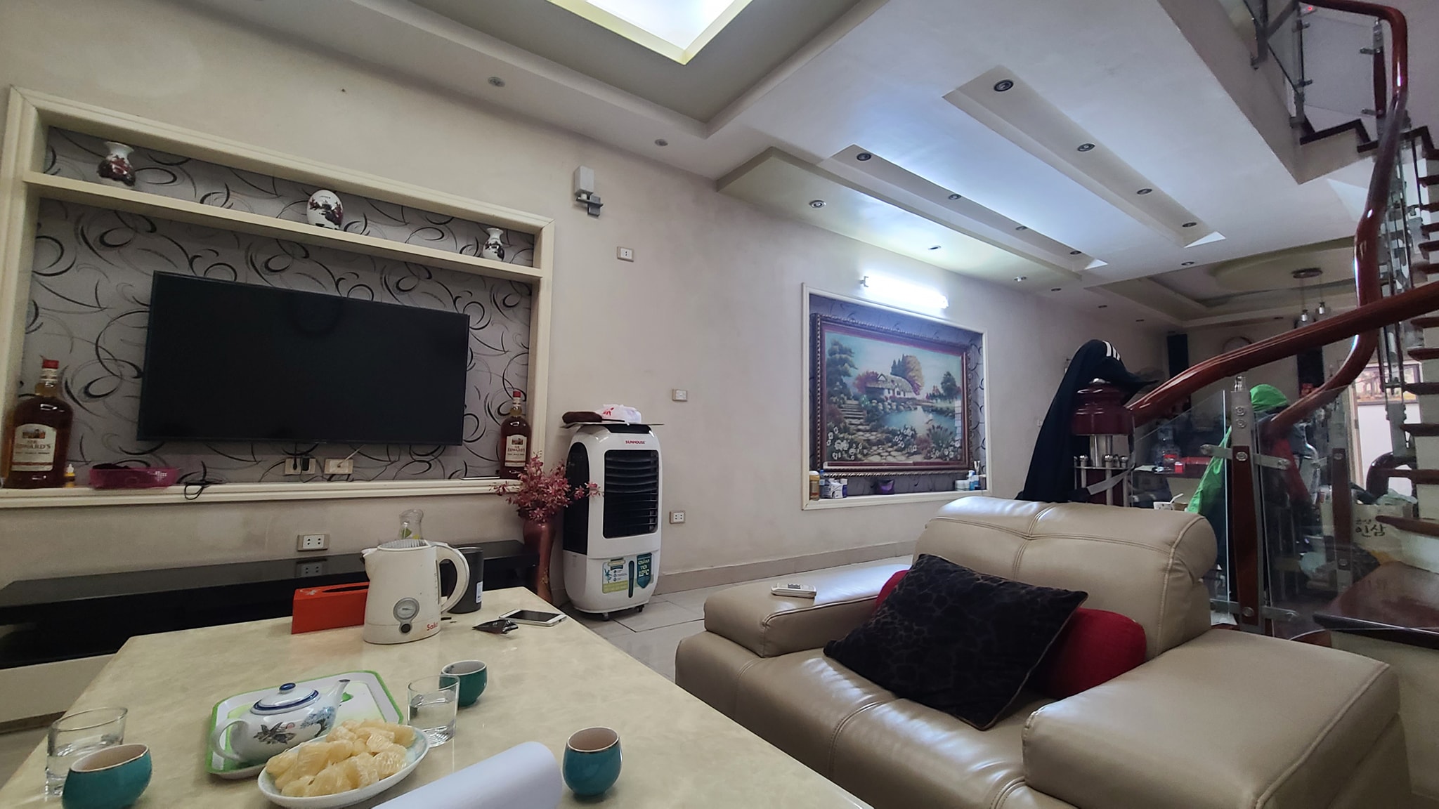 Bán nhà phân lô 2 thoáng trước sau ngõ 61 Lạc Trung, Q Hại Bà Trưng. 90m x 5t, mt 5,4m. Giá 20.5 tỷ.