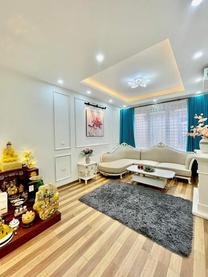 GIÁ: HƠN 4 TỶ QUẬN TÂY HỒ - NHÀ MỚI ĐÓN TẾT 10M RA ÔTÔ RA MẶT PHỐ - DT:40M2 MT:3.6M GỒM 3 PHÒNG NGỦ - CHỦ TẶNG LẠI TOÀN