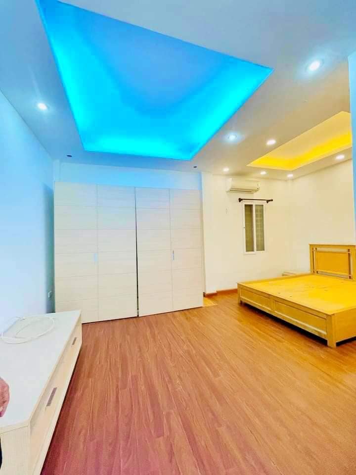 BÁN NHÀ TẠ QUANG BỬU CẠNH TRƯỜNG ĐH BÁCH KHOA GẦN PHỐ - GẦN ÔTÔ - NHÀ ĐẸP 4 TẦNG 3 MẶT THOÁNG - GIÁ: 4.35 TỶ QUẬN HAI