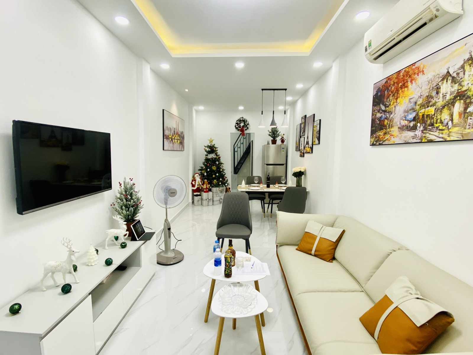 Nhà đẹp đón Tết đường Nguyễn Cư Trinh, Q1, 35m², chỉ 4.8 tỷ TL, ở ngay