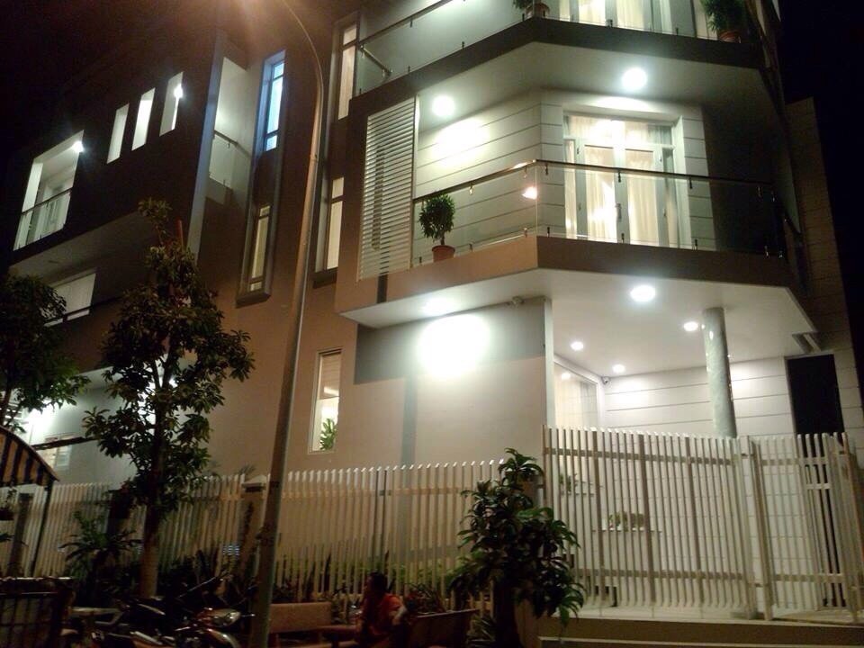 Bán Biệt thự mặt tiền kdc T 30 Phạm Hùng Bình Hưng Bình Chánh