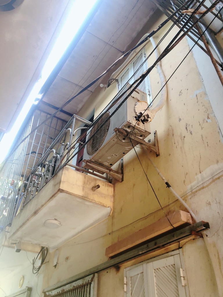 Bán nhà 3 tầng tặng nội thất giá chỉ 730tr ở Vĩnh Hưng