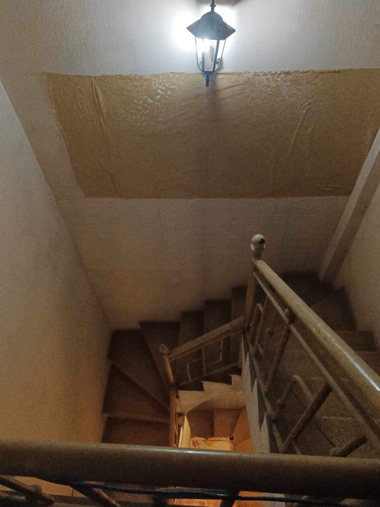 Bán nhà 34m sđcc, ngõ thông ở Vĩnh Hưng giá chỉ 1,9 tỷ