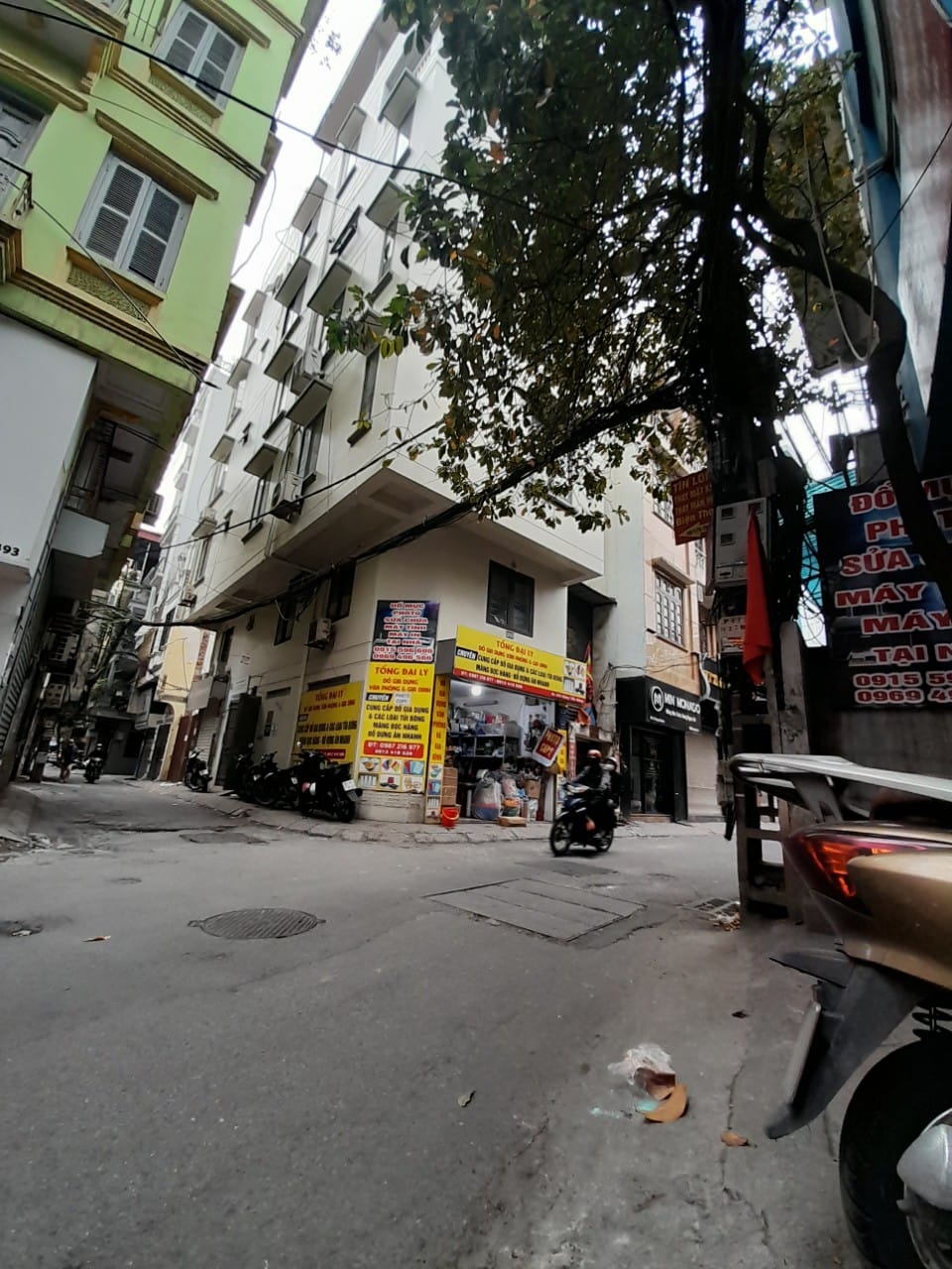 Bán Nhà Thái Hà 19 Tỷ 70M2 -Lô Góc 2 Mặt tiền –7 Tầng- Vỉa hè KD Ô TÔ Tránh