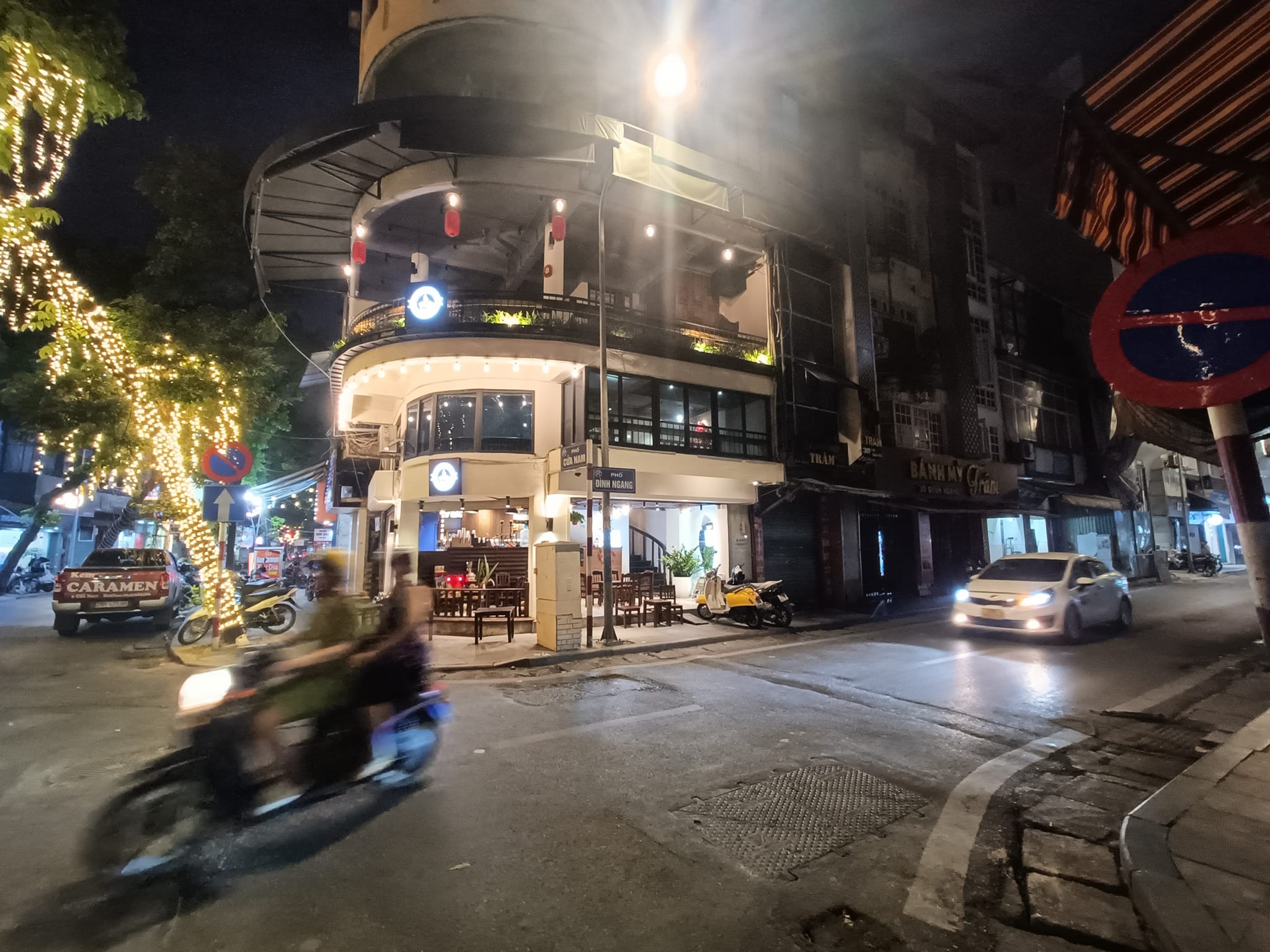 Bán Nhà Mặt Hàng Bông 28M2 4 Tầng Mặt Tiền 7.5M -16 Tỷ - SDCC