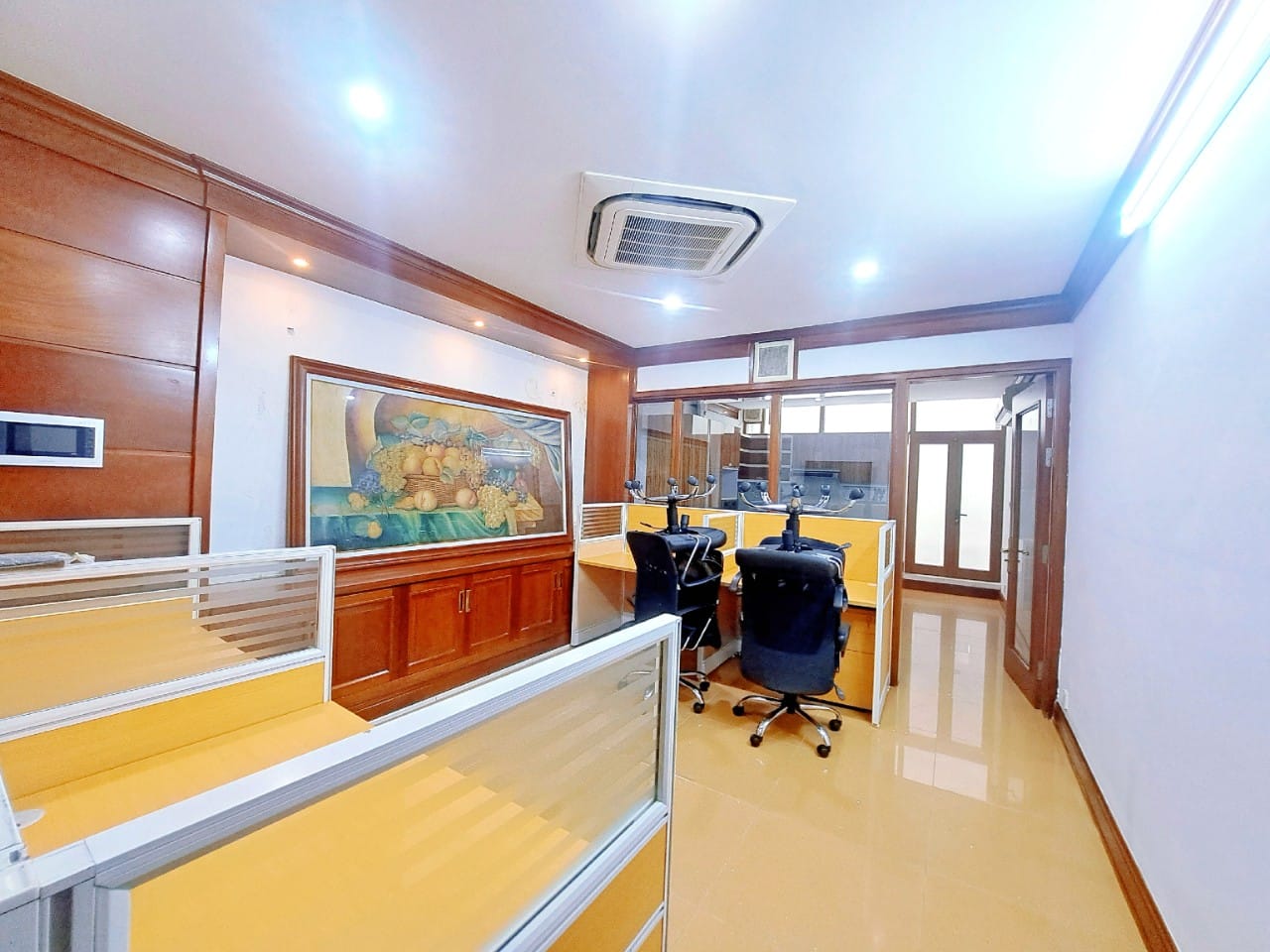 Trần Hưng Đạo 80M2 6Tầng Thang Máy 28.5 Tỷ Nội Thất Cao Cấp-ÔTÔ Gần Phố