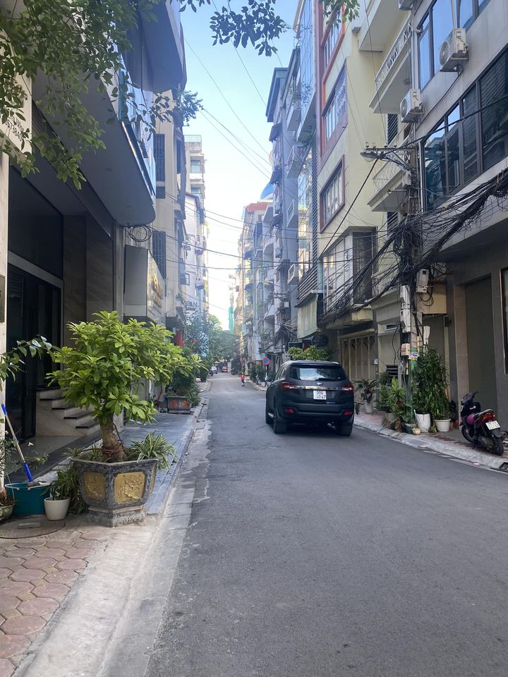 ⭐Phân Lô VIP-Ngõ Ôtô tránh-Nguyên Hồng Cách phố 15m - 55m2/ 5T/ MT 5.5m-24.9 Tỷ⭐