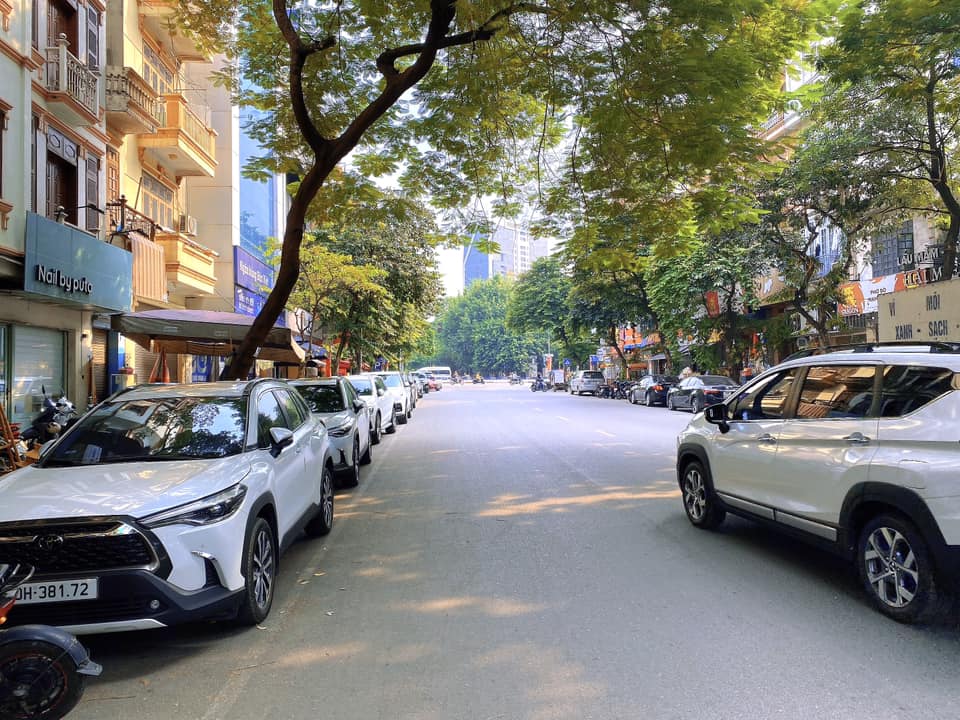 Mặt Phố Giang Văn Minh Lô Góc 2 Mặt Tiền-30M2 5 Tầng 14 Tỷ - Dòng Tiền 30Tr/th