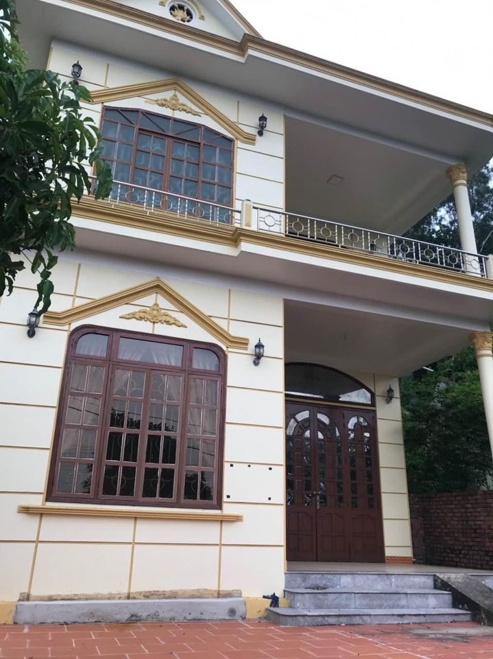 Chính chủ cần bán nhà 2 tầng 541m2 sân rộng gần Cảng Tàu Tuần Châu, Tp. Hạ Long.