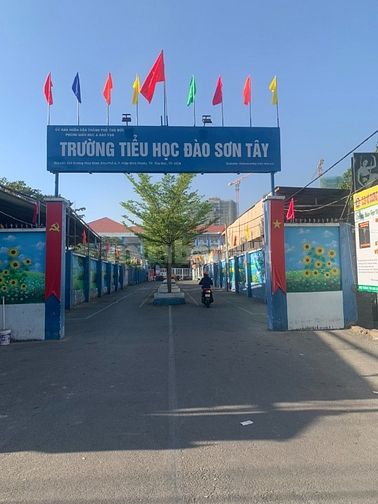 CHÍNH CHỦ BÁN 2 LÔ ĐẤT Ở THỔ CƯ THỦ ĐỨC .LÔ 1 . 5mx19,71m = 98m2 LÔ 2. 4,41m x19m=84m2