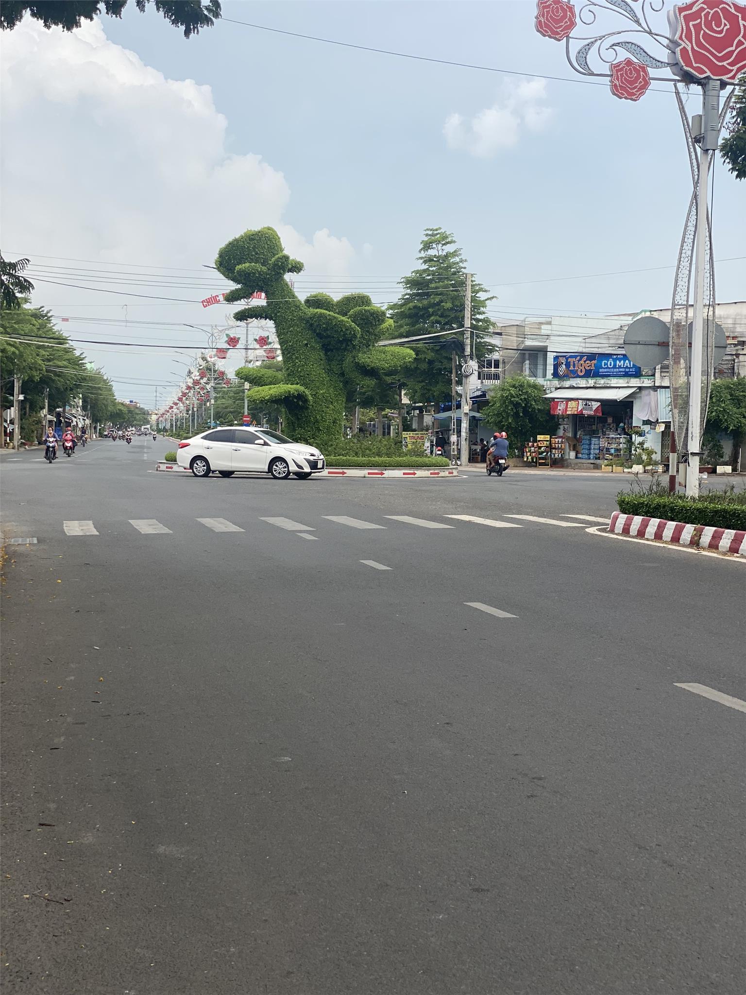 Cho thuê nhà mặt tiền 1 trệt 3 lầu Trung tâm thành phố Sa Đéc, Đồng Tháp