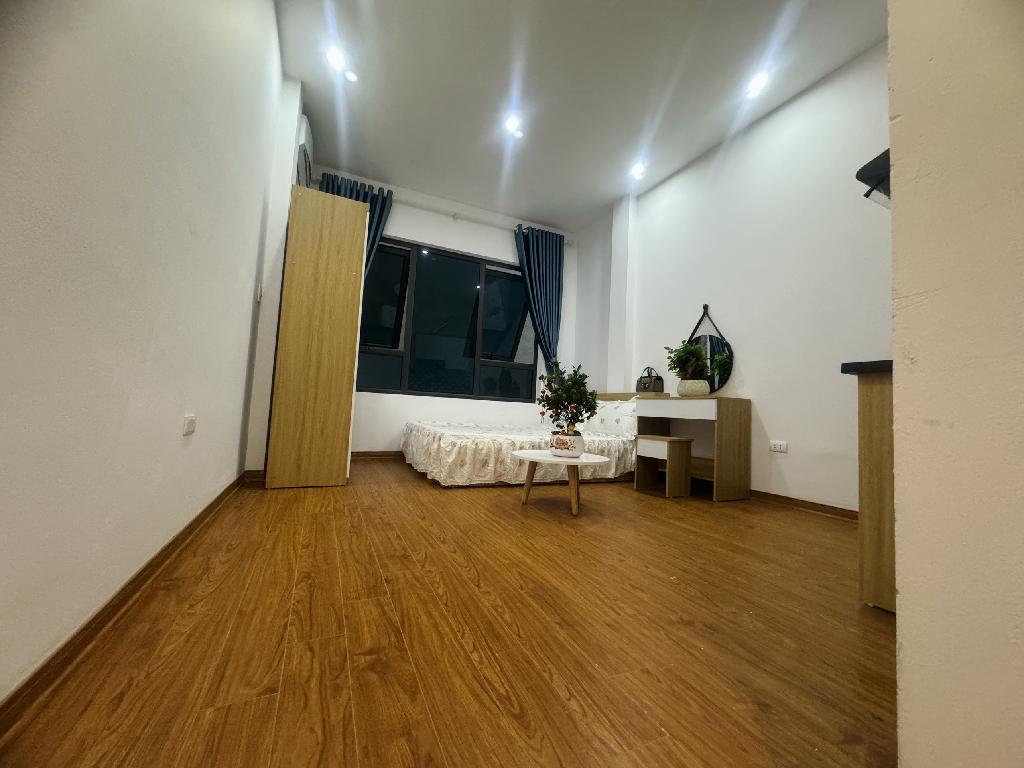 Bán nhà CCMN Dương Quảng Hàm - 9 Phòng Khép Kín - Full Nội Thất - chỉ hơn 6 tỷ