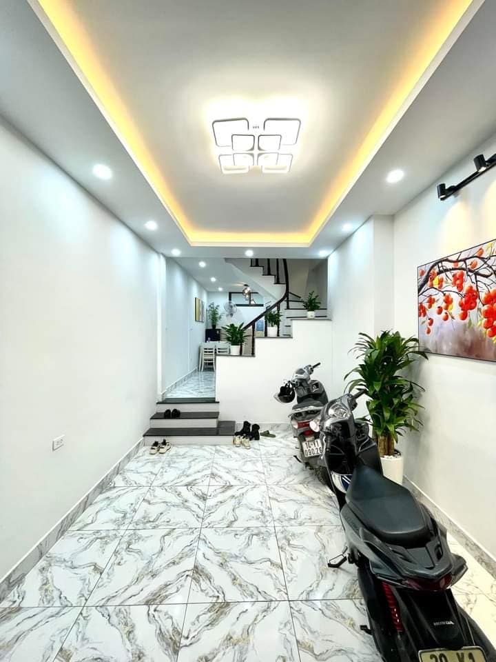 NHÀ PHỐ ÂU CƠ QUẬN TÂY HỒ VỊ TRÍ ĐẸP ÔTÔ ĐẬU ĐỖ NGÀY ĐÊM CÁCH NHÀ 10M,NHÀ 2 MẶT THOÁNG VĨNH VIỄN TRƯỚC SAU THIẾT KẾ 5