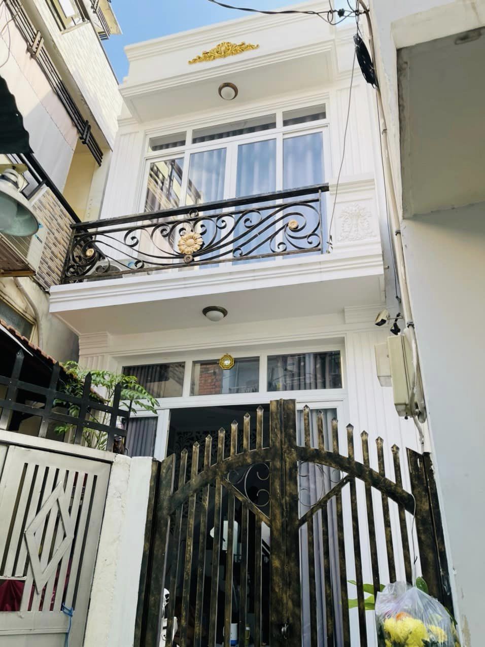 Chỉ nhỉnh hơn 4 tỷ mà có ngày căn nhà hẻm 3 gác thông 42m2 2 tầng BTCT Nơ Trang Long p13 Bình Thạnh