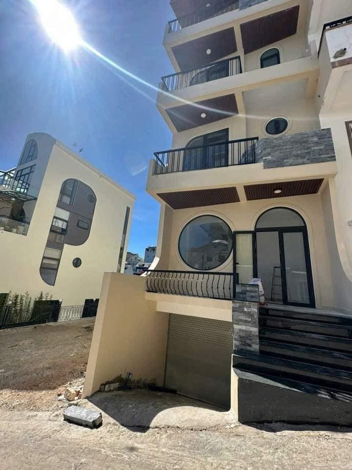 Bán nhà hẻm Trần Phú Đà Lạt vừa hoàn thiện 7 phòng ngủ