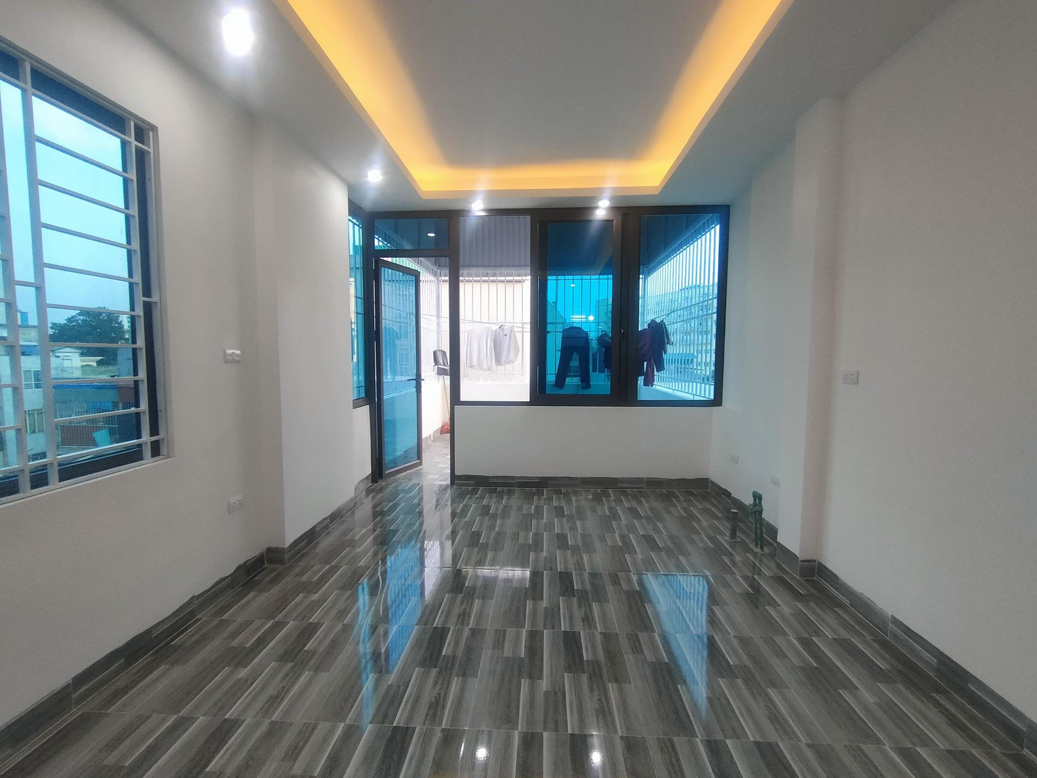 BÁN NHÀ MỚI ĐẸP 5 TẦNG THANG MÁY FULL NỘI THẤT VĨNH PHÚC BA ĐÌNH 51M2 X 5T CHỈ 6,8 TỶ