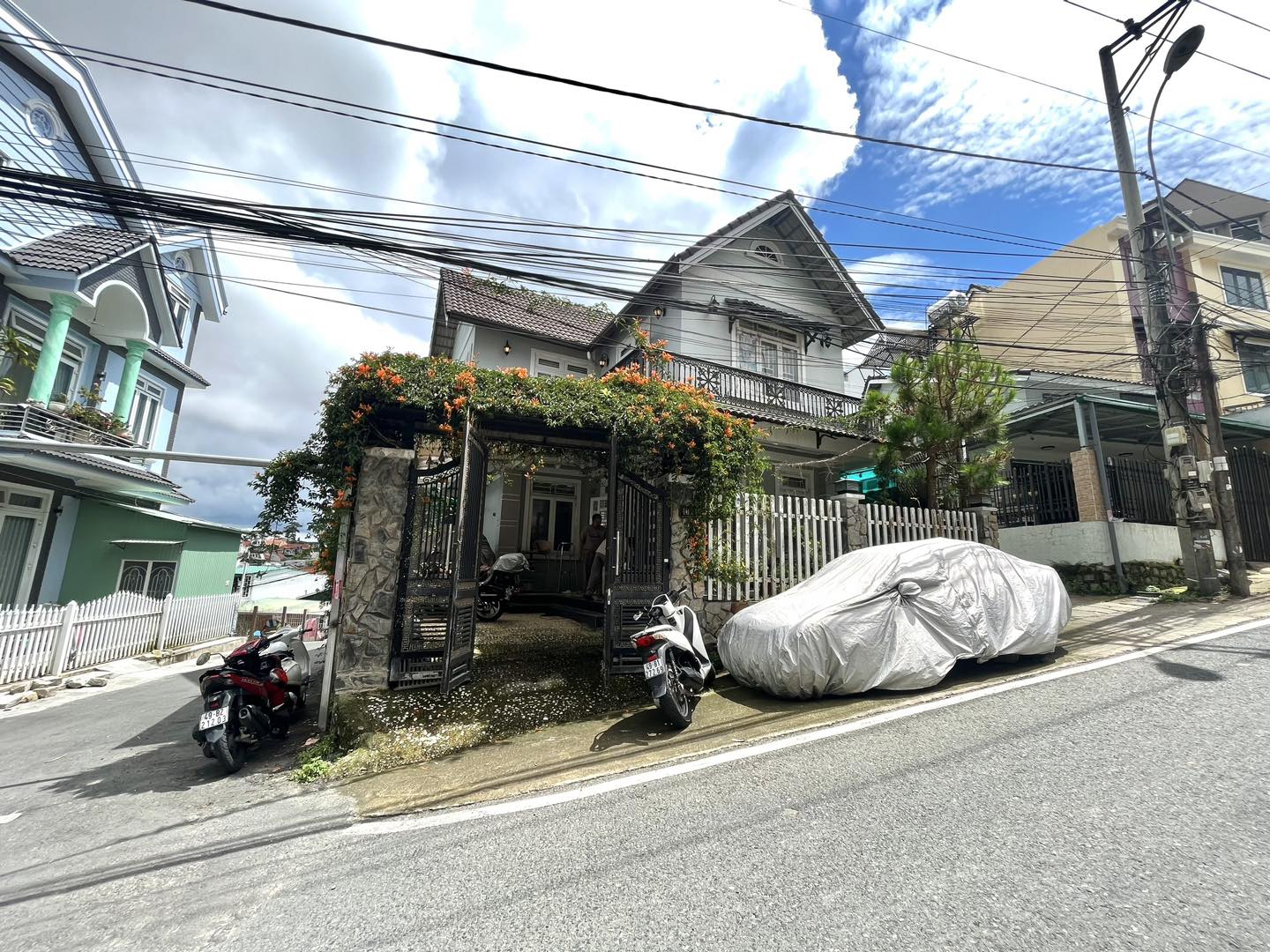 Bán nhà 3 mặt tiền Ngô Thì Nhậm P4 Đà Lạt