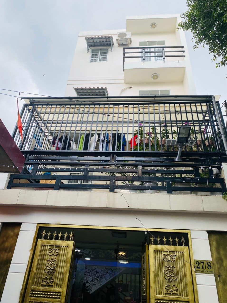 Nhà HOÀNH TRÁNG 5.3x14m 3 lầu 6pn 7wc cách mt Quang Trung có 50m