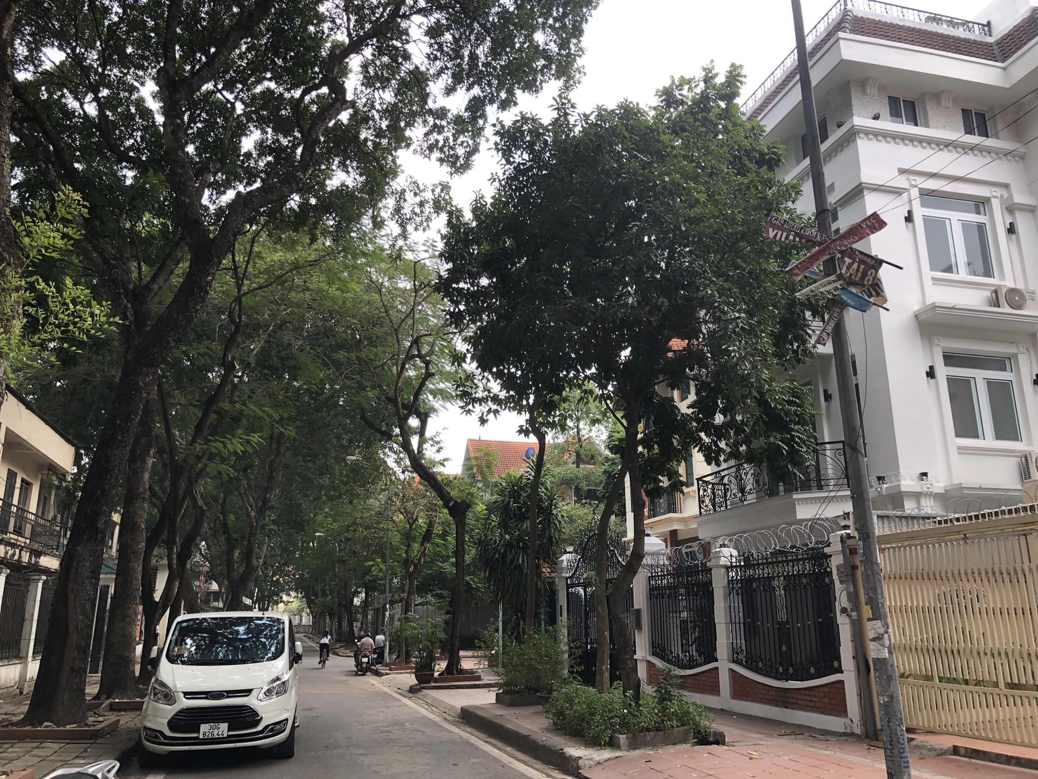 Bán Gấp! Biệt Thự Vip, KĐT Mới Định Công, Quận Hoàng Mai, 200m x 5T, Mt 13m. Giá 58 Tỷ.