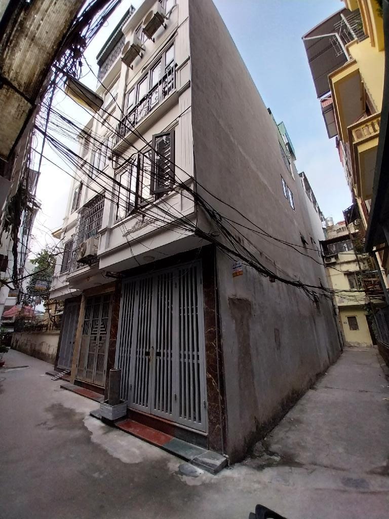 Bán nhà Vĩnh Hưng - 36m2 - Cạnh trường Tiểu Học - Lô góc thoáng sáng