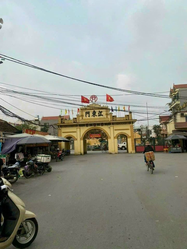 Bán nhà trung tâm Thị trấn Trôi, oto thông các ngả, chỉ 2.92 tỷ.