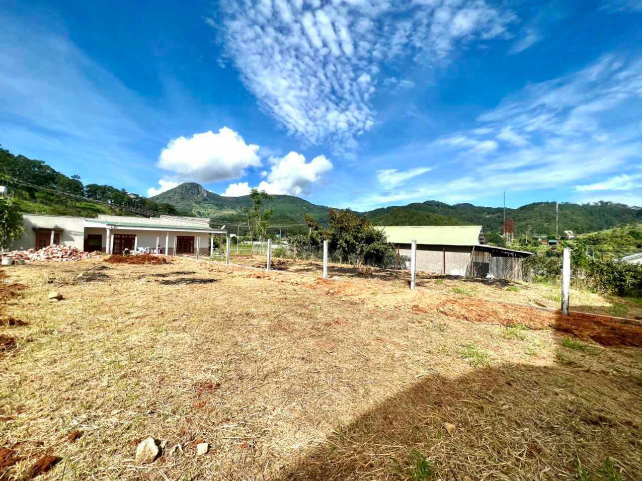 Bán đất cạnh Tea Resort Prenn cách trung tâm Đà Lạt 10km