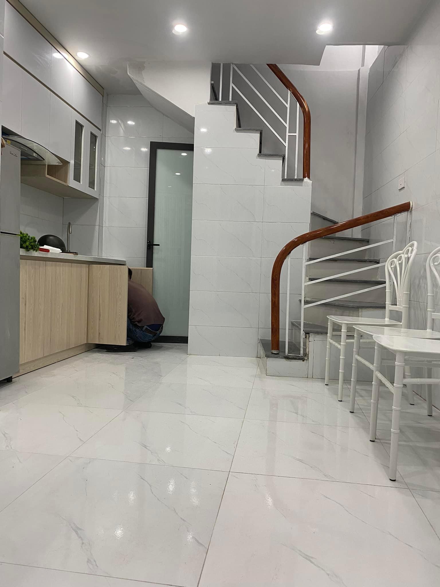 BÁN NHÀ 108 LÒ ĐÚC ĐỒNG NHÂN HAI BÀ TRƯNG - 17M 4T MT 2.5M - 1.9 TỶ SỔ ĐỎ RIÊNG NỞ HẬU NGÕ THÔNG GẦN HỒ HAI BÀ